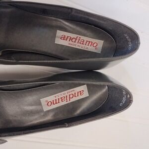 Andiamo Womens 8 WW Gray Leather Low Wedge Pointed Toe Pumps Made in USA Classic